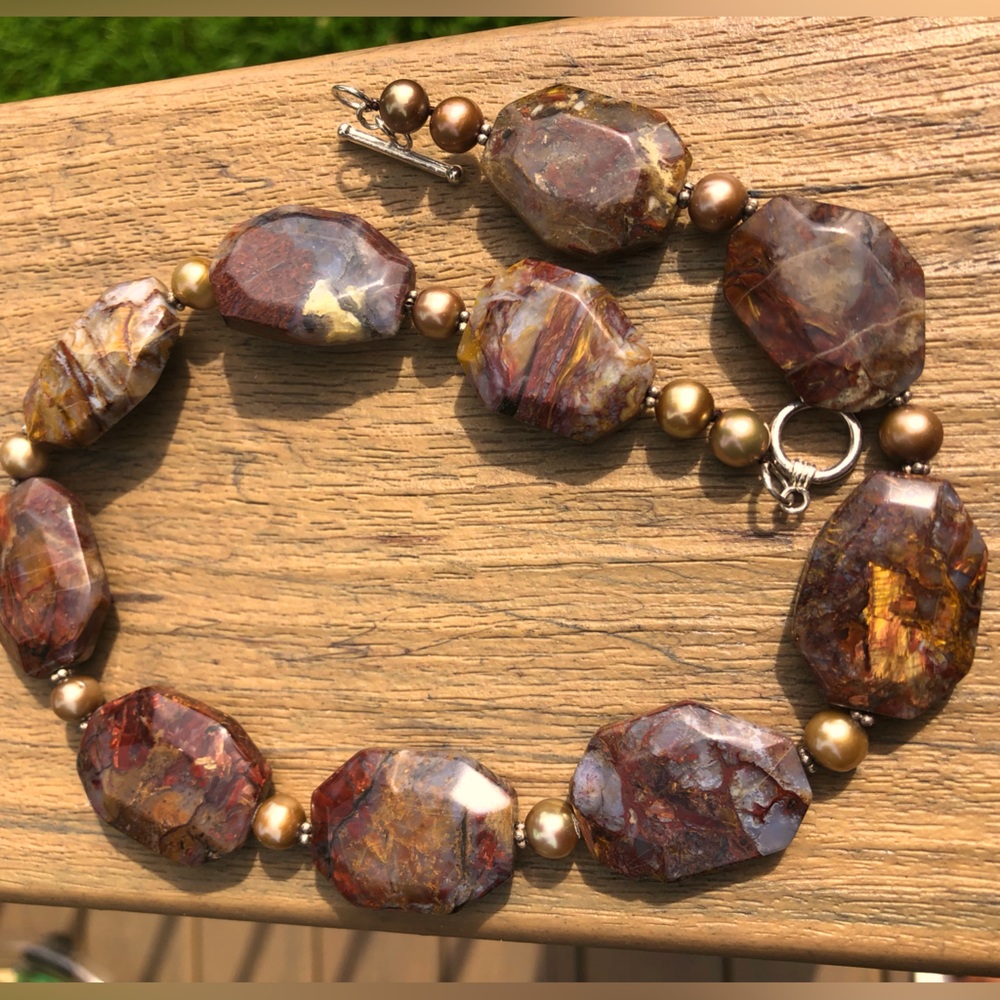 L43: Stunning Agate & Golden 8mm Pearl necklace-  17 1/2” - 925. Heavy well made